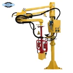 Pneimatiskā manipulatora svira